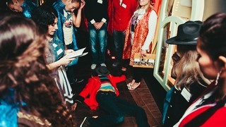 Квест на день рождения “Поцелуй вампира”: Вечеринка в старом поместье внезапно превратилась в детектив. Все были в восторге от ужина, пока не обнаружили, что Кровавая Мэри стала действительно убийственной! desc_1